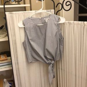 Club Monaco sleeveless top small white grey stripe